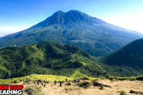 Gunung Lawu: Kamar Sakral dan Ritual Mistis